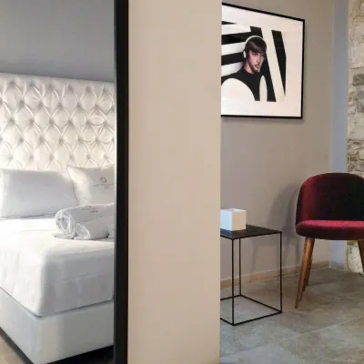 CinqueSuites Ortigia Hotel in zona Museo del Papiro “Corrado Basile”