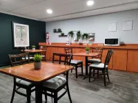 SJ Suites Hotel Hotels in Levittown