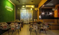 Treebo Taj Square, 10 Mins from Airport - breakfast