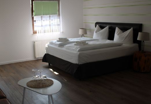 3. 슈프레제잇 호텔..