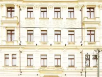 Luxury Family Hotel Royal Palace Hotels near Golden Lane