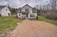 Wooded Escape w/ Beautiful Backyard + Mtn Views!