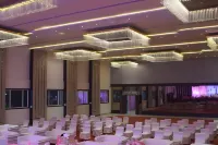 Hotel Emperor Paradise فنادق في بيلاسبور