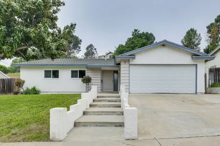 San Diego Home AC, Hot Tub, Covered Patio and BBQ