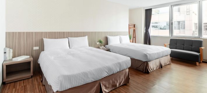 Hotel Brown Ξενοδοχεία στην πόλη Ταϊνάν