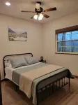 Riverside Retreat- Cozy Secluded 2 Bedroom Cabin on the Caddo River