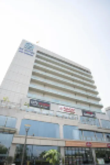 AR Suites Klj Square アプノ・ガー周辺のホテル
