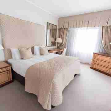 The Golden Jubilee Hotel Rooms