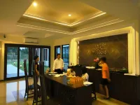 Srilamduan Hotel Hotel di Sisaket