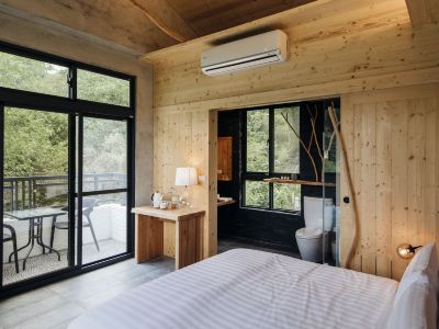 Residence8