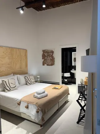 Tresette Porta Capuana Отели рядом с достопримечательностью «Кладбище Фонтанелле»