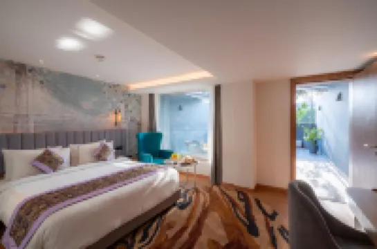 Golden Tulip Bhopal Hotels in Bhopal