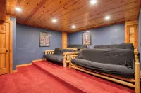 Marco Polo Lodge by AvantStay - Country Houses