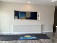 Days Inn by Wyndham Troy IL