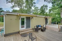 Buchanan Home w/ Deck, 4 Mi to Paris Landing! - 3-Star
