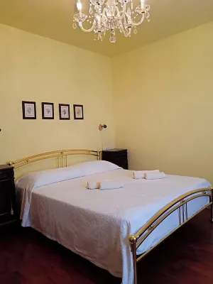 Detached Villa with wonderful gulf view. Single villa surrounded by greenery.