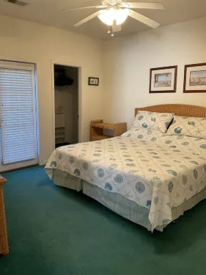 Beach/golf condo. Beach is less than 5 miles, golf is out the window