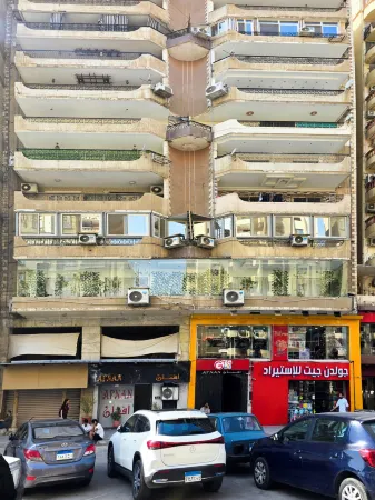 Afnan Cairo Airport