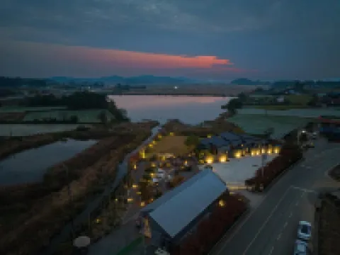 Seosan Suada Pool Villa