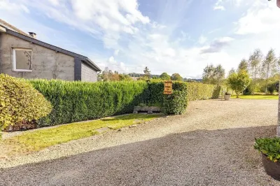 Les gîtes du RancourtSous la grange โรงแรมใกล้La réserve naturelle d’Orti - Le Parc naturel des deux Ourthes