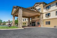 Quality Inn & Suites Vail Valley Hotels in Eagle