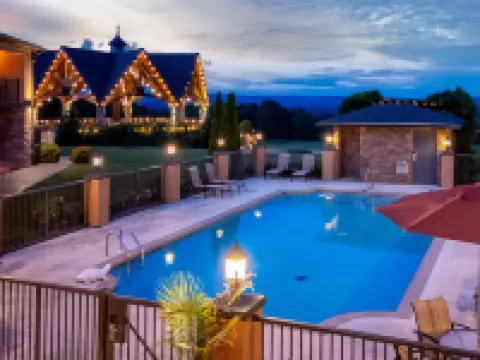 Aiden by Best Western @ Warm Springs Hotel and Event Center Hotels in Meriwether County