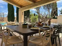 Fantastic private villa with heated saltwater pool in Provence Modene 호텔