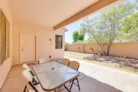 3 Mi to Santan Village: Home w/ Covered Patio - Homestays