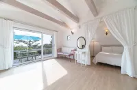 Taean (Anmyeondo) Grumpy House Pension