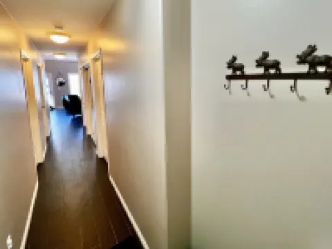 Modern Mountain Vacation! Private Hot Tub 3bd/3bth 金伯利酒店