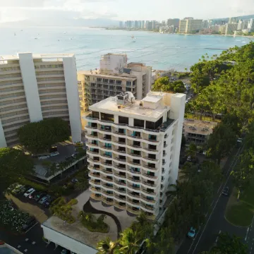 Lotus Honolulu at Diamond Head