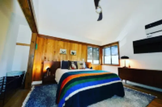 Crestviewhaus:  Amazing Idyllwild Cabin Retreat, stunning views 3BDRM+Loft