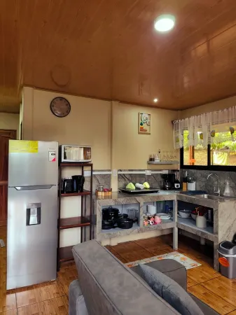 La fortuna tì marama cabin Отели рядом с достопримечательностью «Monteverde Cloud Forest Biological Preserve»