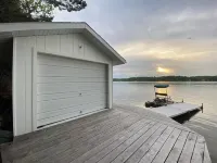 Peaceful 3-Bedroom Getaway on Loon Lake – Paddle, Hike, Unwind Hotels in Plainfield Township