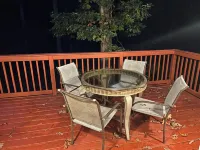 "Simply Sunny Farm Tranquil & Spacious 3 BR/2 BA Apartment w/Deck