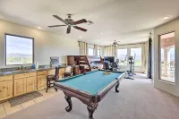 Backyard Oasis! Mtn-View Family Gem in Scottsdale - Villas