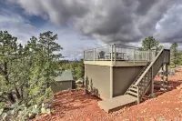 Mountain-View Rooftop Deck: Sedona Hideaway - spa
