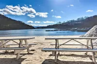 Luxe Rumbling Bald Home w/ Deck & Mountain View - 3-Star