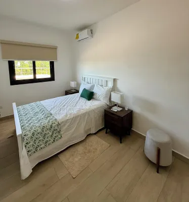 Luxury Apartment with Ocean View Hotels in 