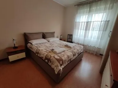 Cozy apartment equipped with every comfort, 300m from the M4 Tolstoj stop Hotels in Lorenteggio