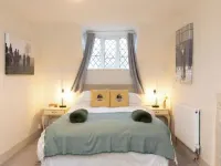 Grade 2 Listed Rural Farm House Hotels in Godalming