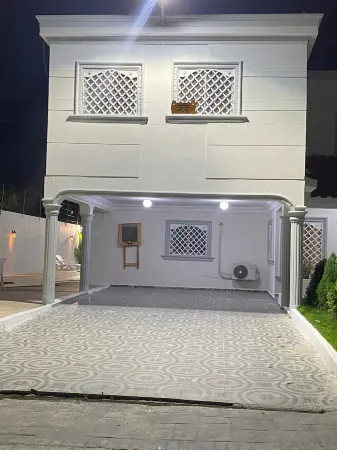 Spacious 5-bedroom villa with WiFi and AC in lovely Barahona