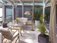 Romance by the lake - near Berlin. Unusual and dreamy with terrace for two Hotels in Zeuthen