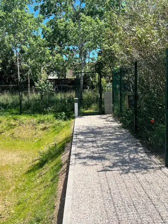 Peaceful seaside apartment Отели рядом с достопримечательностью «Vias Plage»