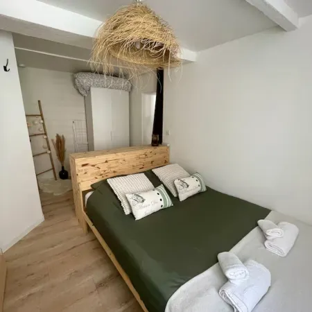 Cosy Cocoon Отели в г. Пезена