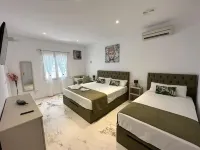 Casa Vista del Rey 77