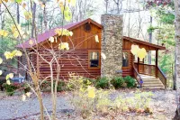 Copper Ridge Log Cabin RV/Boat/Trailer parking