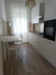 SEA WARM apartment with free parking