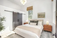 Heritage Heights - Luxe Historic Home Near Downtown & Pioneer Park - EV Charger