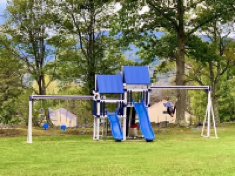 3+ bedroom Catskills Townhome in beautiful Roxbury, NY